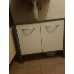Set badkamer meubel. Grijs/witte badkamer meubel