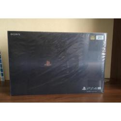 Sony playstation 4 pro 2Tb 500 million